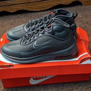 Meet your Posher, Jerry